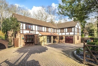 sale agreed valley road london 10142 - Gibbs Gillespie