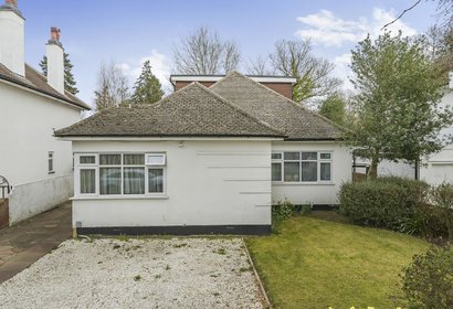 for sale st. thomas drive london 11825 - Gibbs Gillespie