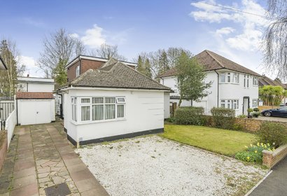 for sale st. thomas drive london 11825 - Gibbs Gillespie