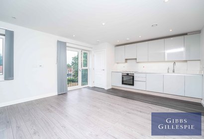 available 1 london 12122 - Gibbs Gillespie