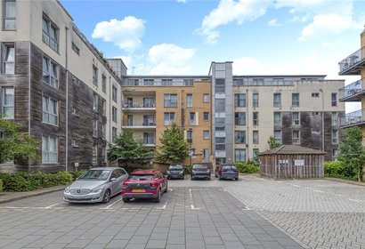 sale agreed fortune avenue london 12152 - Gibbs Gillespie