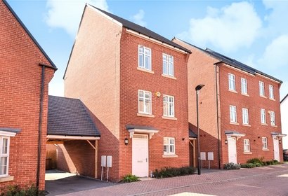 sale agreed rossway drive london 13945 - Gibbs Gillespie