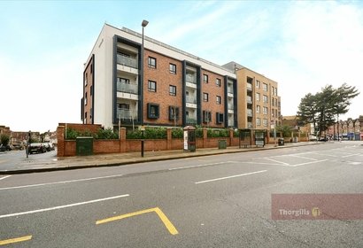 for sale sidmouth avenue london 14218 - Gibbs Gillespie