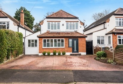 for sale hillview close london 14302 - Gibbs Gillespie