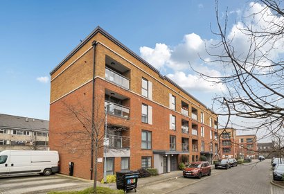 for sale burgundy court london 14857 - Gibbs Gillespie