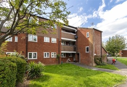 for sale st. pauls close london 14999 - Gibbs Gillespie