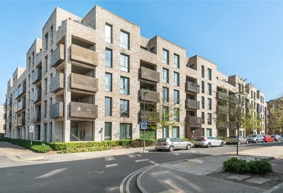 sold lacey drive london 15357 - Gibbs Gillespie