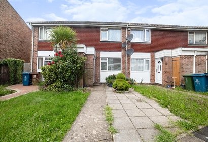 for sale beeton close london 15917 - Gibbs Gillespie