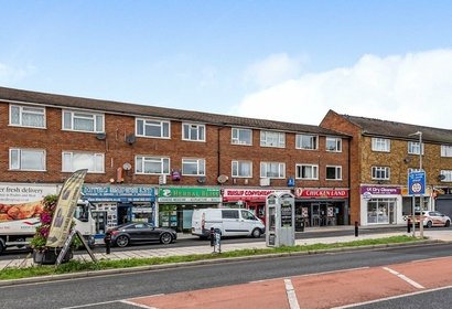 for sale station approach london 16407 - Gibbs Gillespie