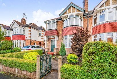 sold ainsdale road london 17250 - Gibbs Gillespie