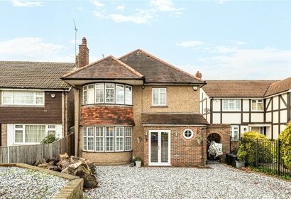under offer eastcote road london 19124 - Gibbs Gillespie