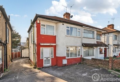 for sale holyrood avenue london 19907 - Gibbs Gillespie