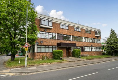 for sale rotary house london 20070 - Gibbs Gillespie
