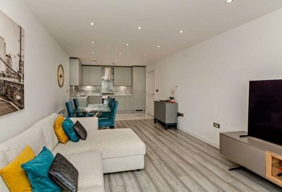 for sale truesdales london 20604 - Gibbs Gillespie