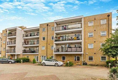 for sale truesdales london 20604 - Gibbs Gillespie
