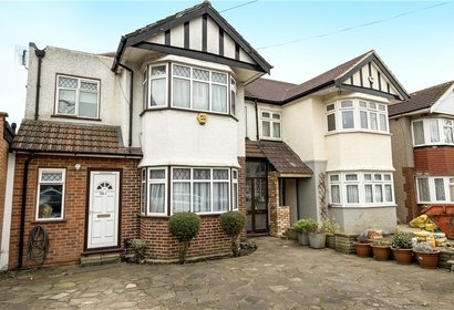 for sale ennerdale avenue london 22983 - Gibbs Gillespie