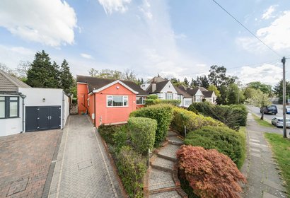 for sale hillside road london 24370 - Gibbs Gillespie