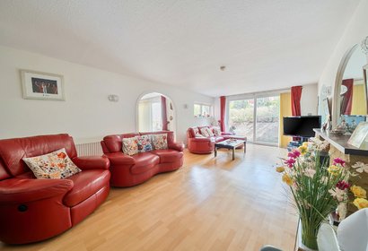 for sale hillside road london 24370 - Gibbs Gillespie