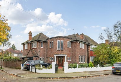 for sale cavendish drive london 24991 - Gibbs Gillespie