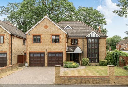 for sale davenham avenue london 26000 - Gibbs Gillespie