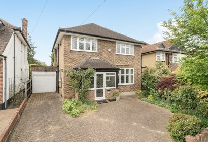 for sale barnhill london 27608 - Gibbs Gillespie
