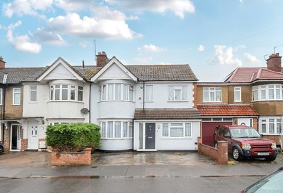 sold brixham crescent london 30277 - Gibbs Gillespie