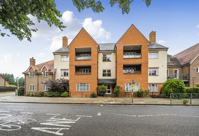 under offer woodman house london 31652 - Gibbs Gillespie