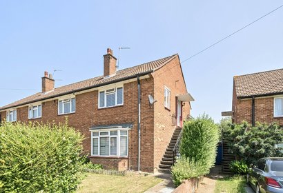 sold cheltenham close london 3244 - Gibbs Gillespie