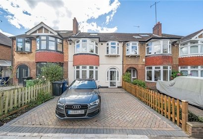 under offer mulgrave road london 32548 - Gibbs Gillespie