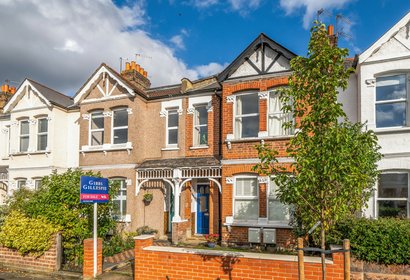 under offer westfield road london 32788 - Gibbs Gillespie