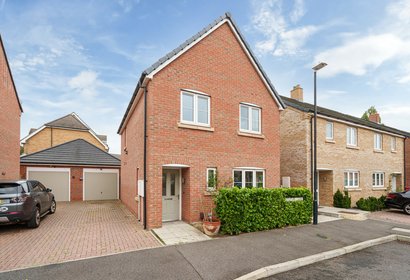 sold century lane london 32816 - Gibbs Gillespie