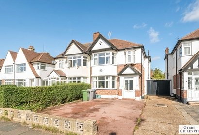 sold branksome way london 33307 - Gibbs Gillespie