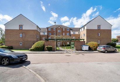 sold pioneer way london 33370 - Gibbs Gillespie