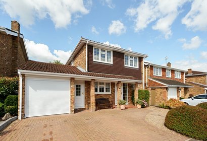 for sale denham walk london 33373 - Gibbs Gillespie