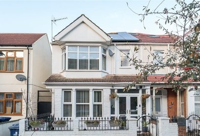 for sale church avenue london 33520 - Gibbs Gillespie