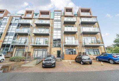 for sale brindley place london 33614 - Gibbs Gillespie