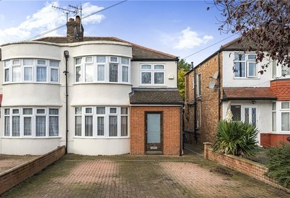 for sale conway crescent london 33680 - Gibbs Gillespie