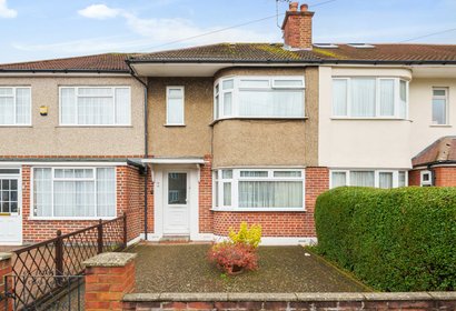 under offer flamborough road london 33684 - Gibbs Gillespie