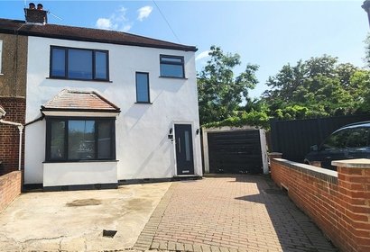 for sale bell close london 33722 - Gibbs Gillespie