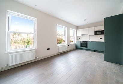 under offer hastings road london 33734 - Gibbs Gillespie