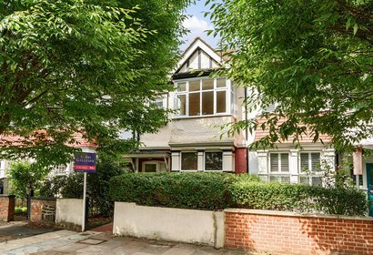 for sale bernard avenue london 34318 - Gibbs Gillespie