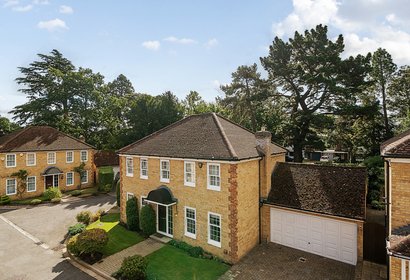 for sale harwood drive london 34450 - Gibbs Gillespie