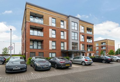 under offer arla place london 34516 - Gibbs Gillespie