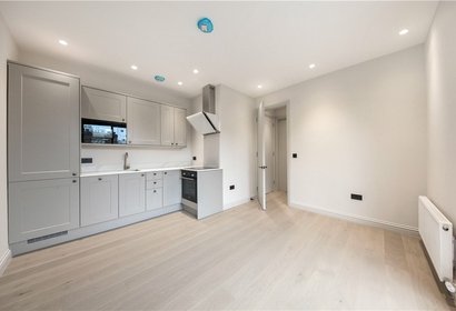 for sale hillcrest road london 34530 - Gibbs Gillespie