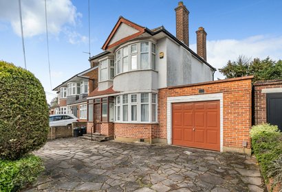 for sale eversley crescent london 34588 - Gibbs Gillespie