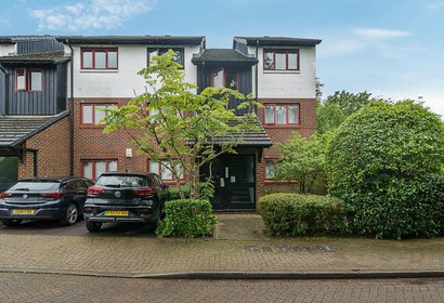 for sale marina approach london 34643 - Gibbs Gillespie