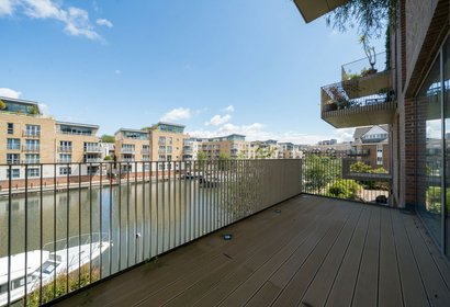 for sale durham wharf drive london 34707 - Gibbs Gillespie