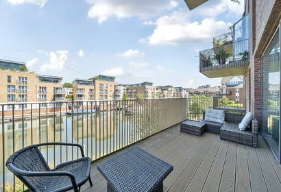 for sale durham wharf drive london 34707 - Gibbs Gillespie