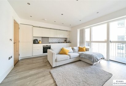 for sale baldwin court london 34778 - Gibbs Gillespie