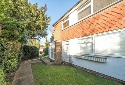 sold trevor close london 34795 - Gibbs Gillespie